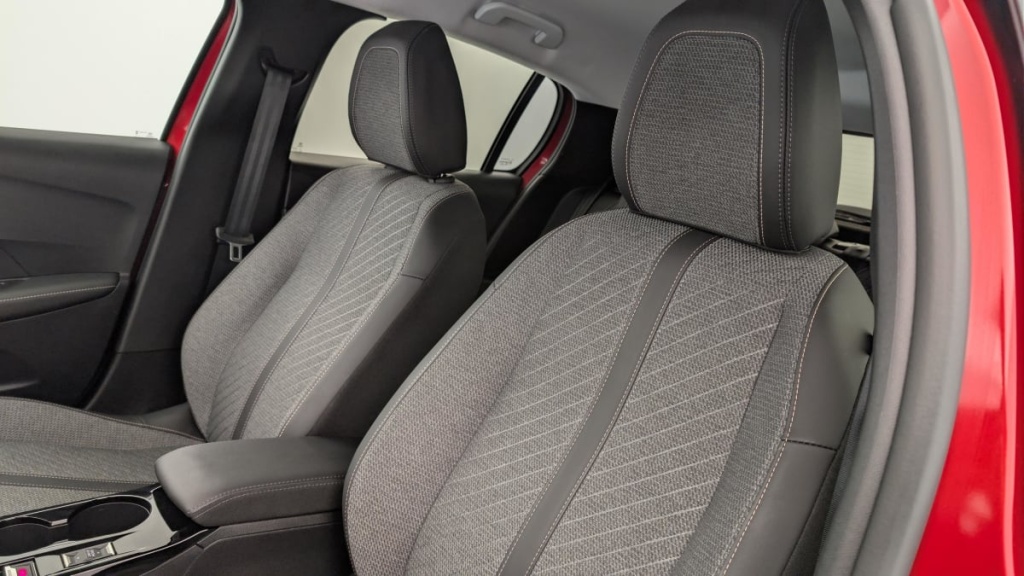 PEUGEOT 208 100 S S BVM6 Allure - ref: 1-365059 - Photo 16