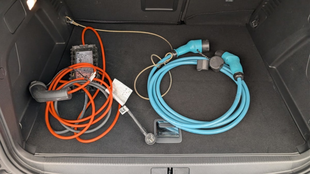 PEUGEOT 3008 Hybrid 180 e-EAT8 Allure Pack - ref: 1-365078 - Photo 20