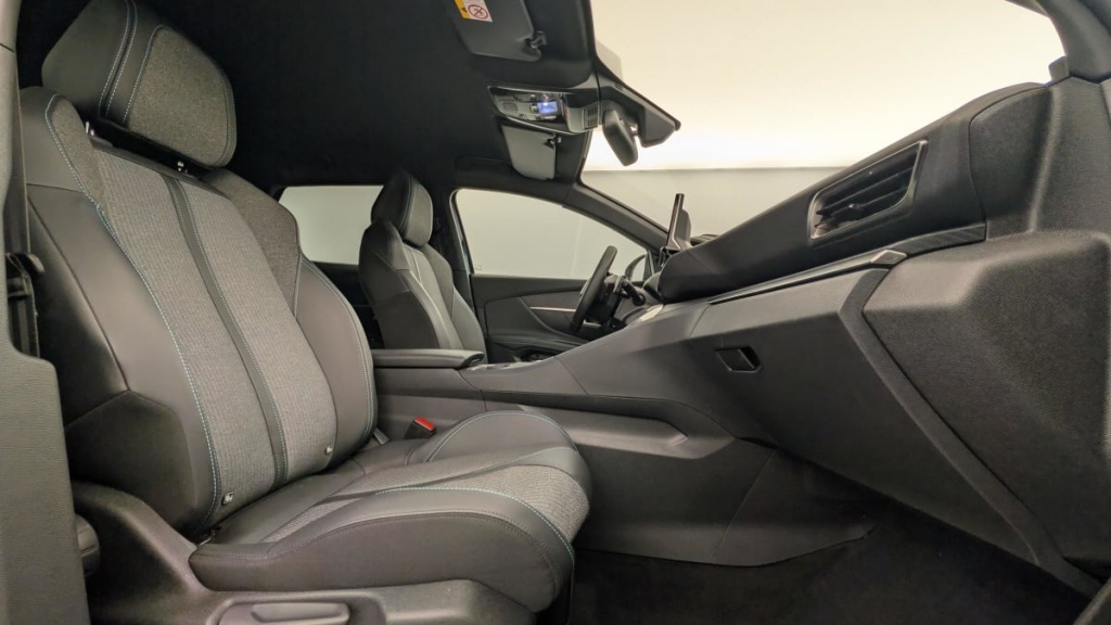 PEUGEOT 3008 Hybrid 180 e-EAT8 Allure Pack - ref: 1-365079 - Photo 9