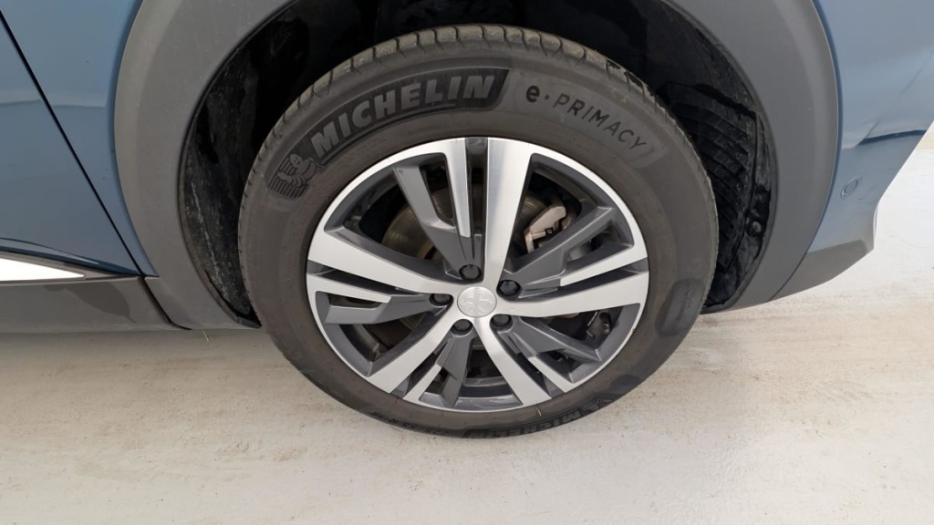 PEUGEOT 3008 Hybrid 180 e-EAT8 Allure Pack - ref: 1-365081 - Photo 14