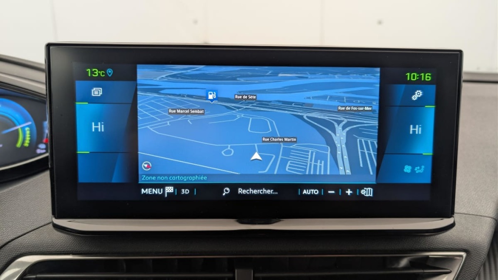 PEUGEOT 3008 Hybrid 180 e-EAT8 Allure Pack - ref: 1-365086 - Photo 17