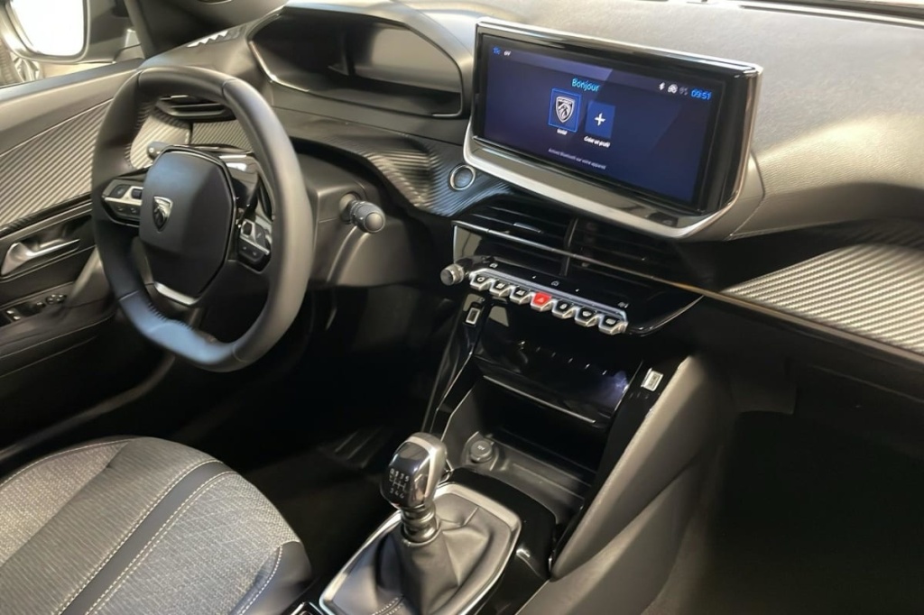 PEUGEOT 2008 100 S S BVM6 Allure - ref: 1-365093 - Photo 13