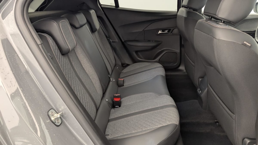 PEUGEOT 2008 100 S S BVM6 Allure - ref: 1-365100 - Photo 10