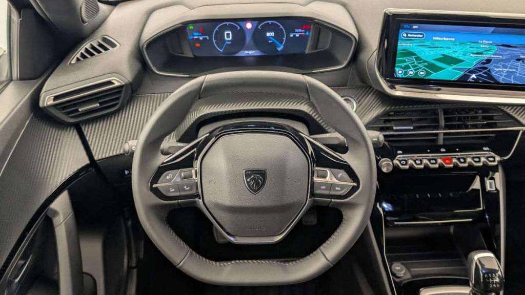 PEUGEOT 2008 100 S S BVM6 Allure - ref: 1-365113 - Photo 14