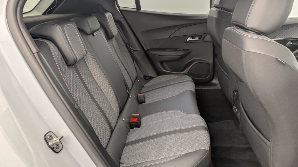 PEUGEOT 2008 100 S S BVM6 Allure - ref: 1-365140 - Photo 10