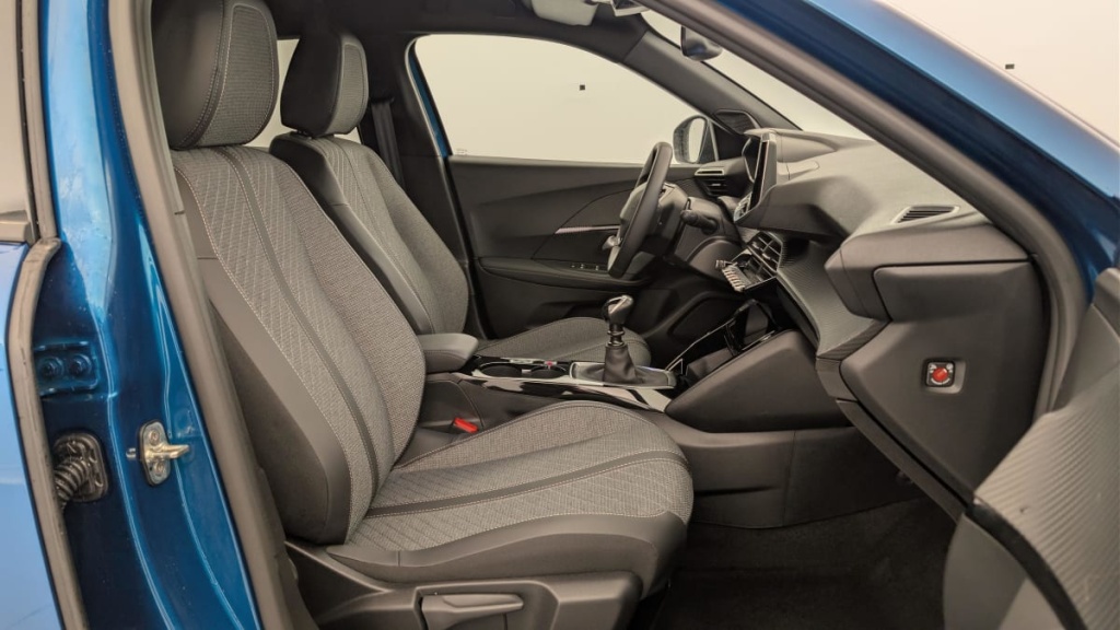 PEUGEOT 2008 100 S S BVM6 Allure - ref: 1-365142 - Photo 9