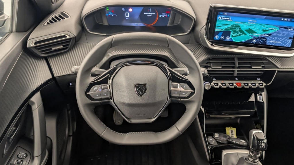 PEUGEOT 2008 100 S S BVM6 Allure - ref: 1-365147 - Photo 14