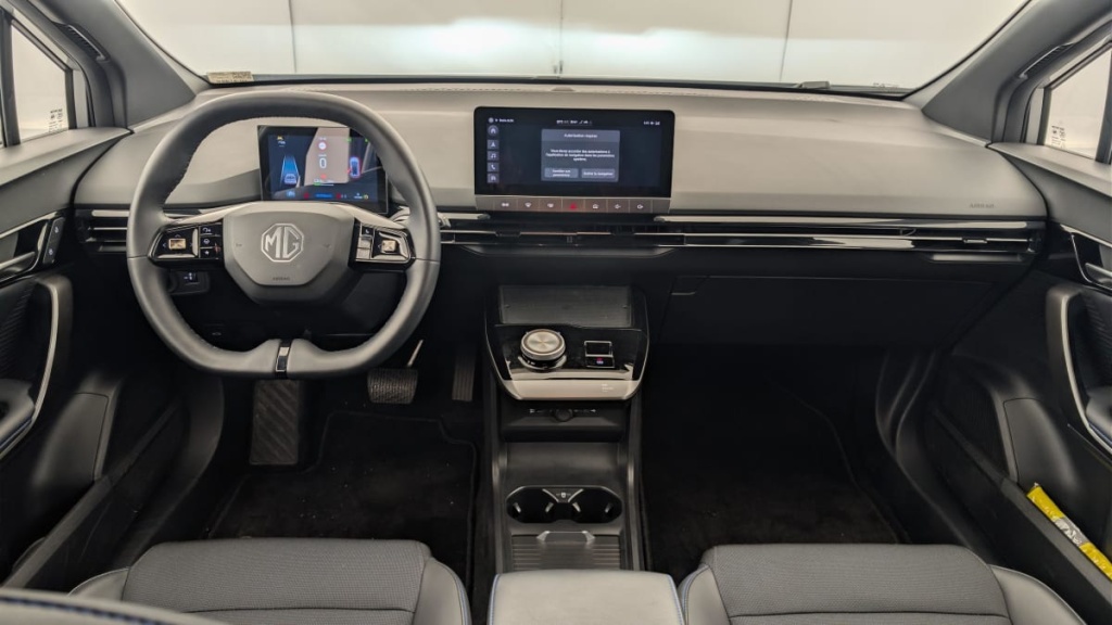 MG MG4 64KWH 204CH LUXURY - ref: 1-365156 - Photo 13