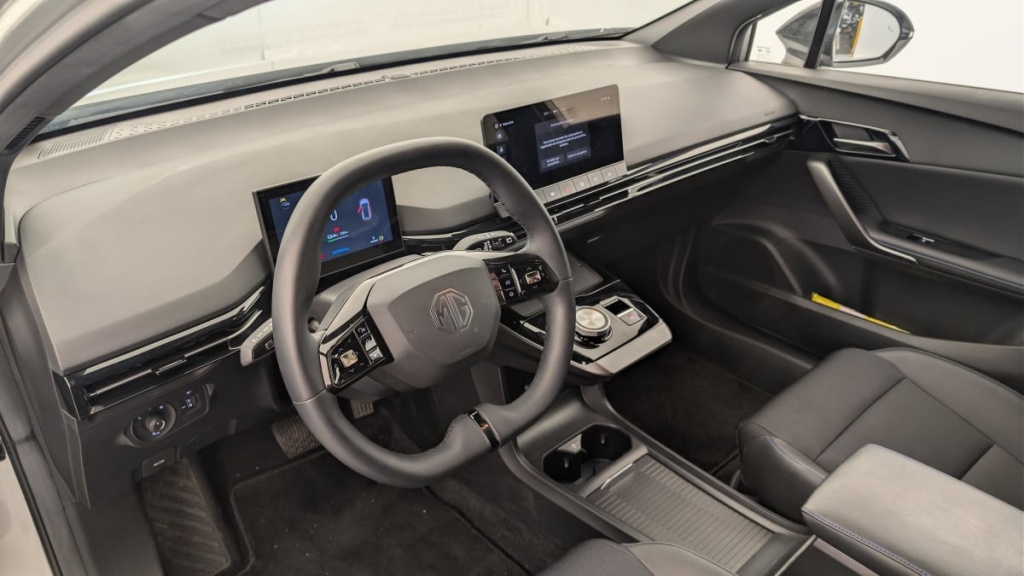 MG MG4 64KWH 204CH LUXURY - ref: 1-365156 - Photo 15