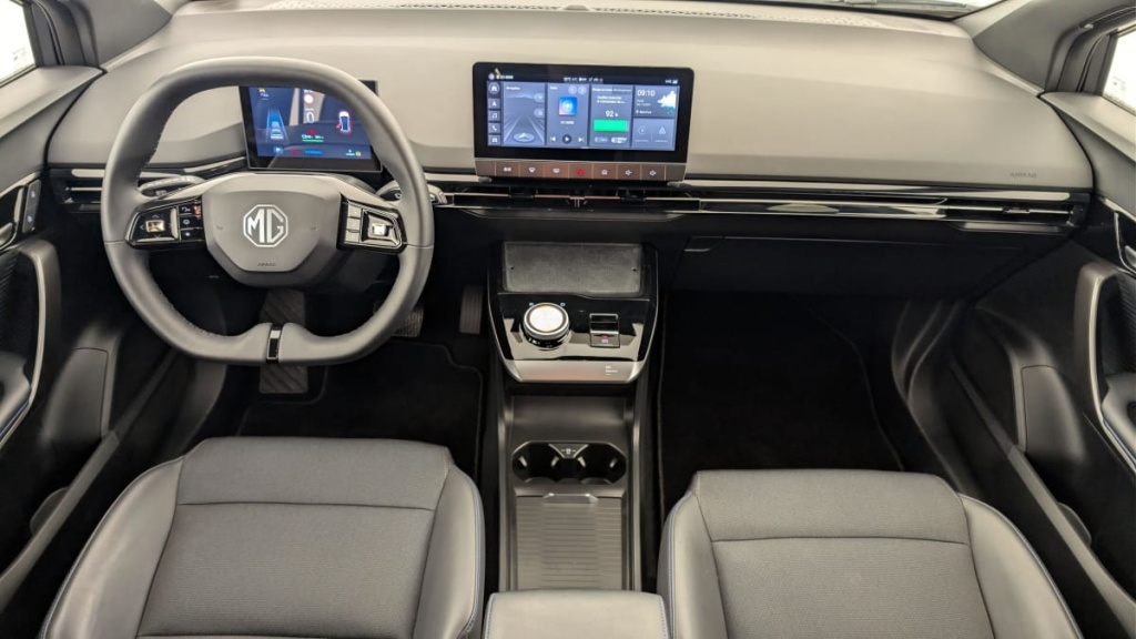 MG MG4 64KWH 204CH LUXURY - ref: 1-365159 - Photo 13
