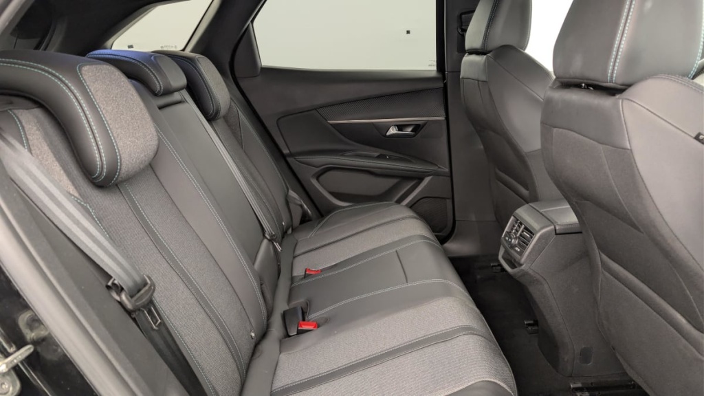 PEUGEOT 3008 Hybrid 180 e-EAT8 Allure Pack - ref: 1-365162 - Photo 10