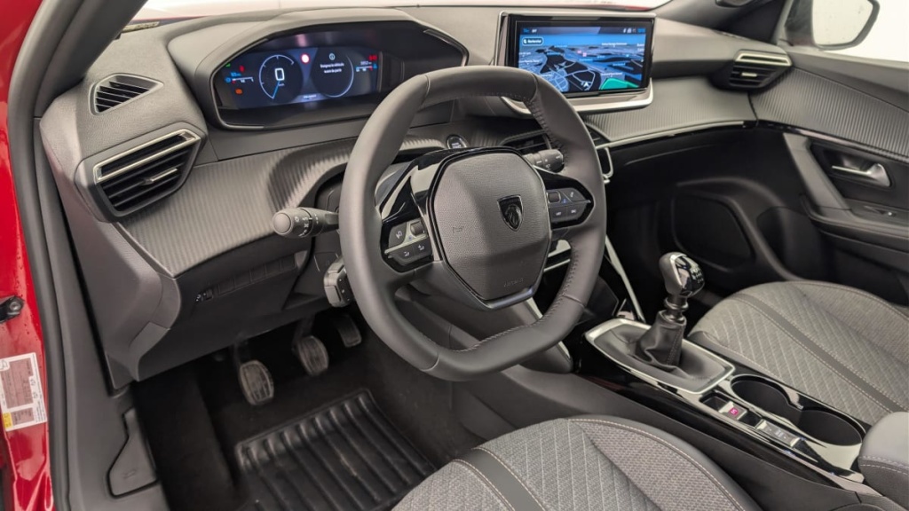 PEUGEOT 2008 100 S S BVM6 Allure - ref: 1-365232 - Photo 15