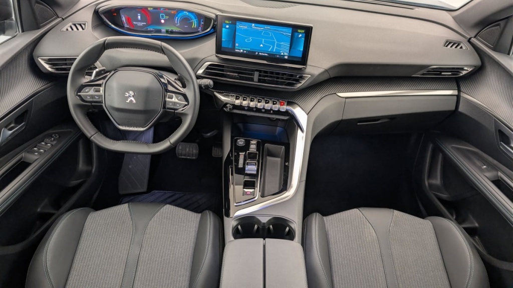 PEUGEOT 3008 Hybrid 180 e-EAT8 Allure Pack - ref: 1-365238 - Photo 13