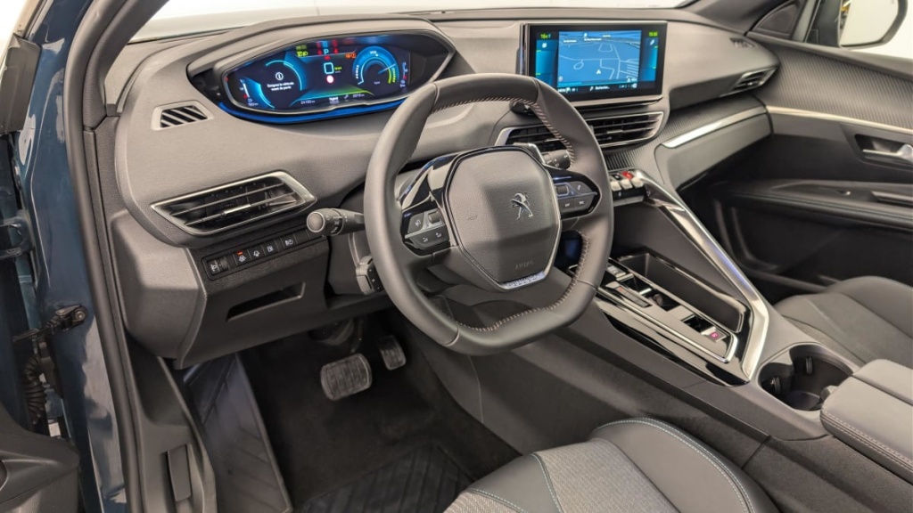 PEUGEOT 3008 Hybrid 180 e-EAT8 Allure Pack - ref: 1-365238 - Photo 15