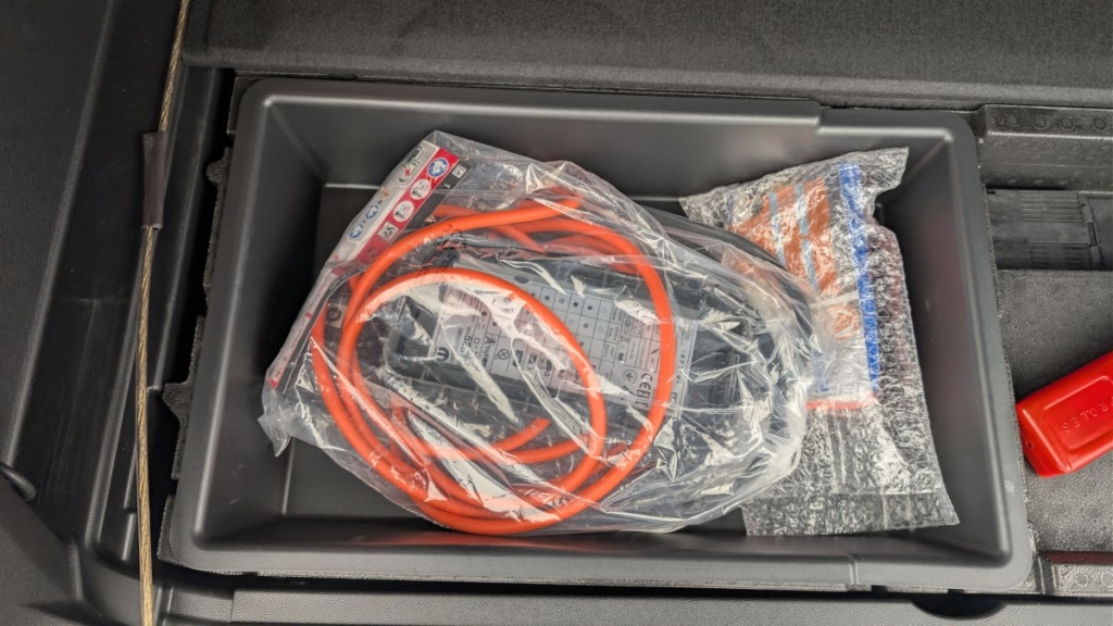 PEUGEOT 3008 Hybrid 180 e-EAT8 Allure Pack - ref: 1-365238 - Photo 20