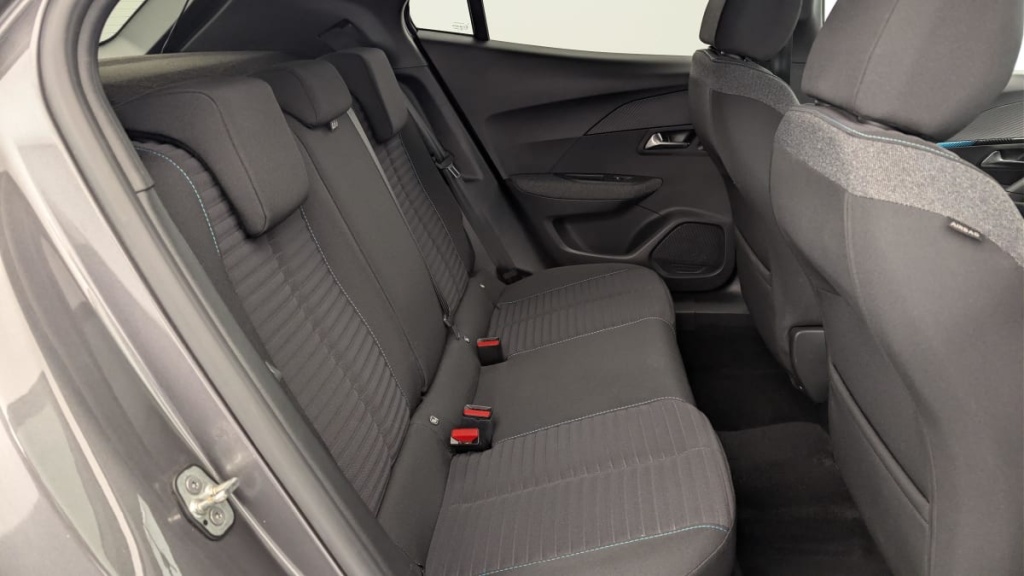 PEUGEOT 2008 PureTech 130 S S BVM6 Style - ref: 1-365290 - Photo 10