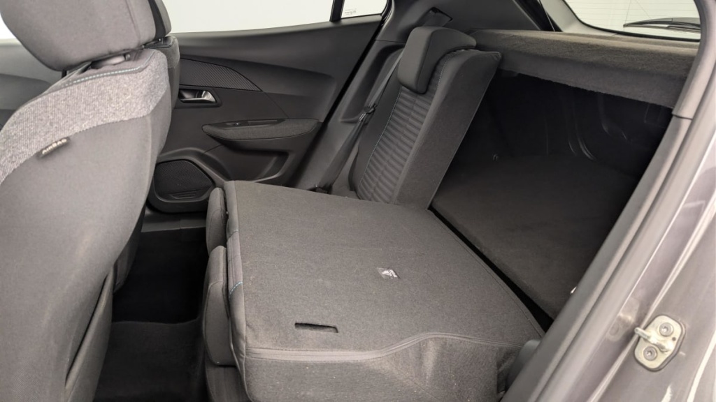 PEUGEOT 2008 PureTech 130 S S BVM6 Style - ref: 1-365290 - Photo 12