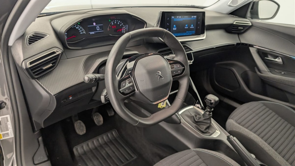 PEUGEOT 2008 PureTech 130 S S BVM6 Style - ref: 1-365290 - Photo 15