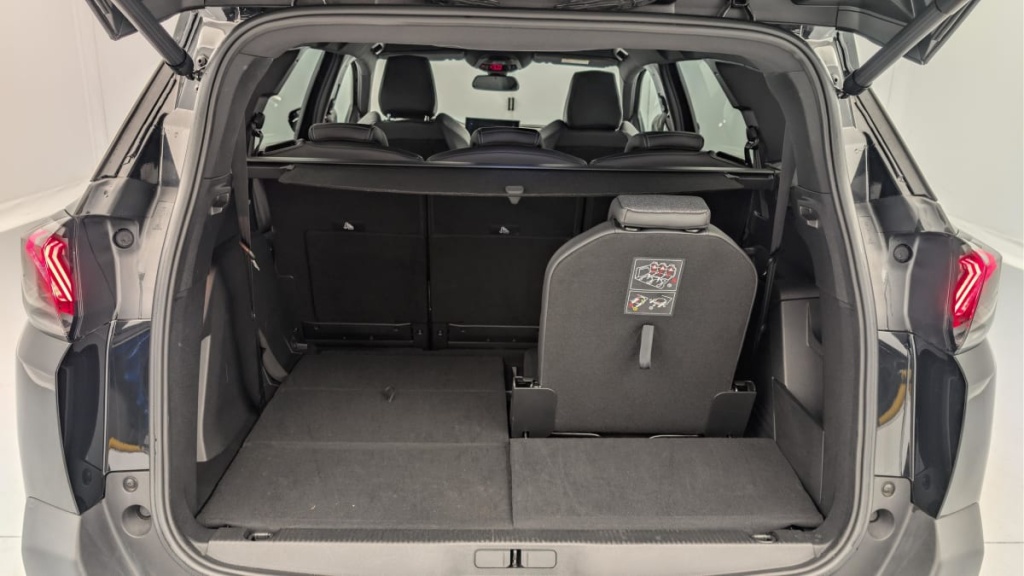 PEUGEOT 5008 PureTech 130ch S S BVM6 Allure Pack - ref: 1-365291 - Photo 11