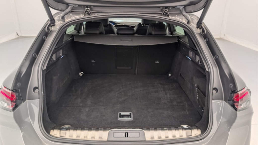 PEUGEOT 508 SW Hybrid 225 e-EAT8 Allure - ref: 1-365309 - Photo 11