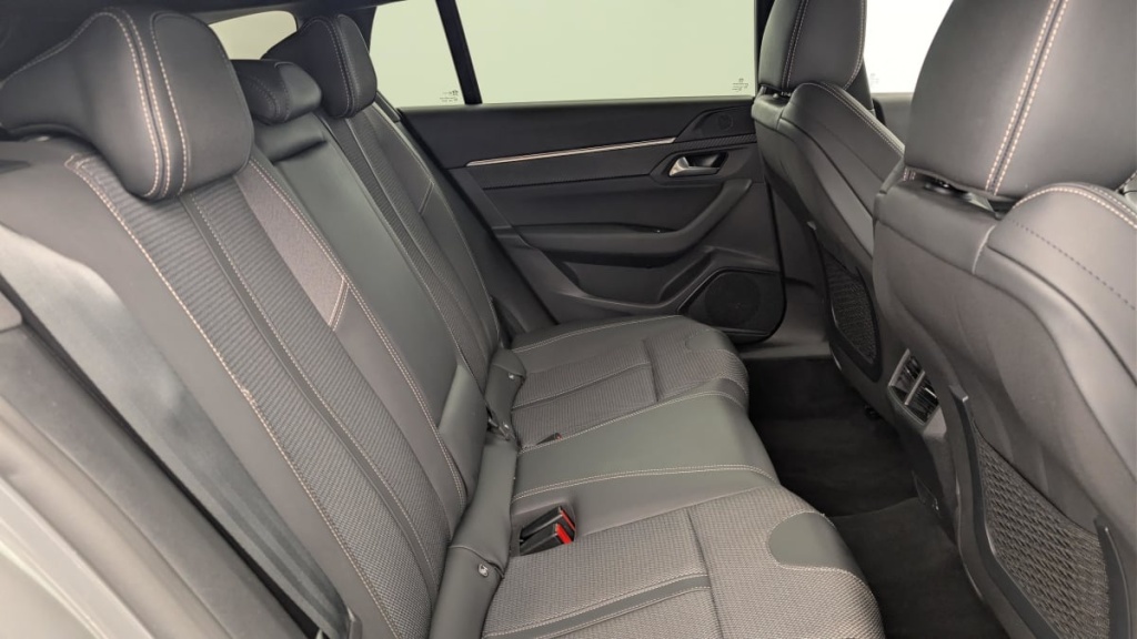 PEUGEOT 508 SW Hybrid 225 e-EAT8 Allure - ref: 1-365310 - Photo 10