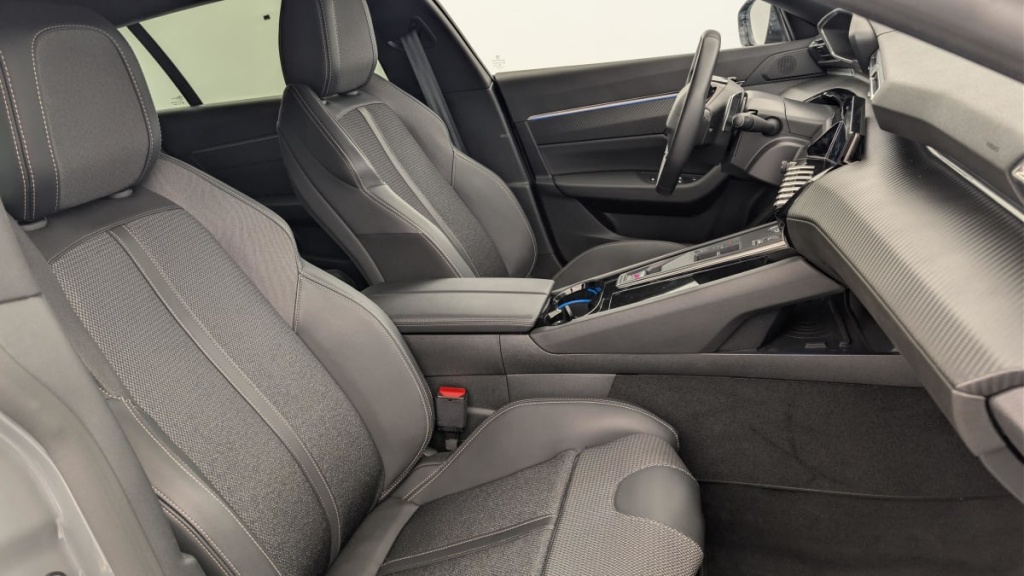 PEUGEOT 508 SW Hybrid 225 e-EAT8 Allure - ref: 1-365310 - Photo 9