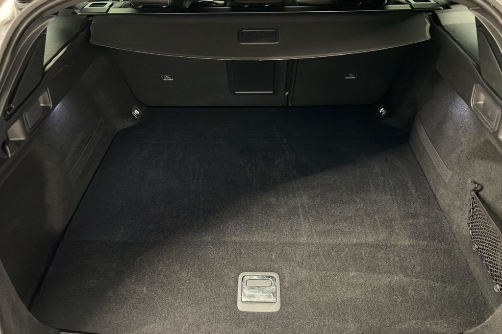 PEUGEOT 508 SW Hybrid 225 e-EAT8 Allure - ref: 1-365311 - Photo 11