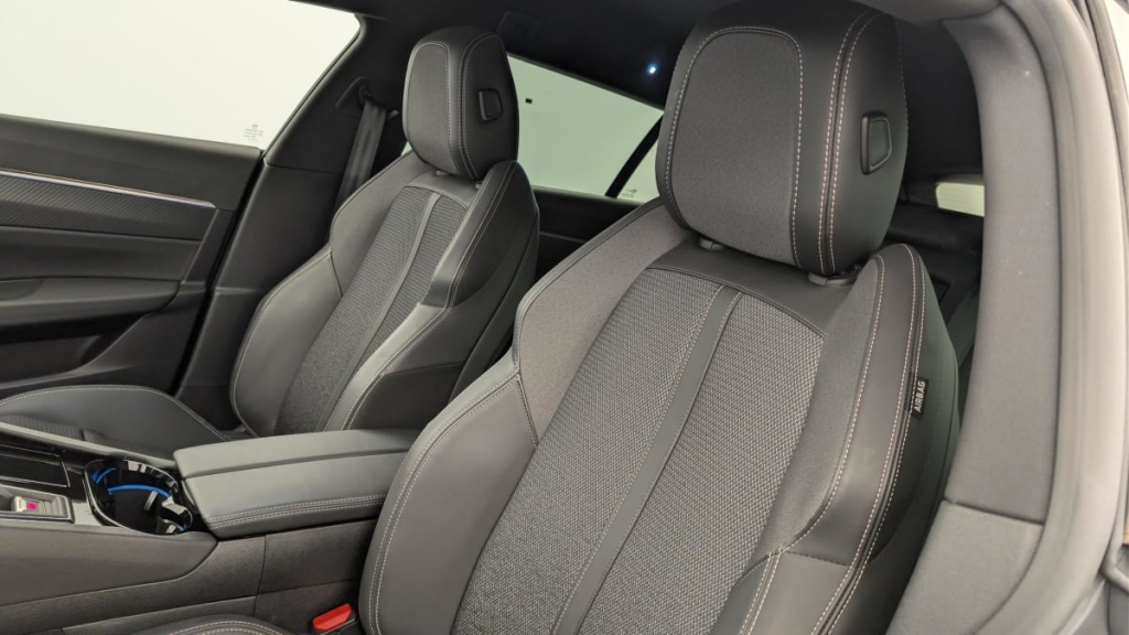 PEUGEOT 508 SW Hybrid 225 e-EAT8 Allure - ref: 1-365312 - Photo 15