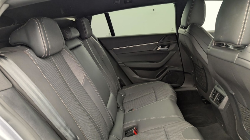 PEUGEOT 508 SW Hybrid 225 e-EAT8 Allure - ref: 1-365315 - Photo 10