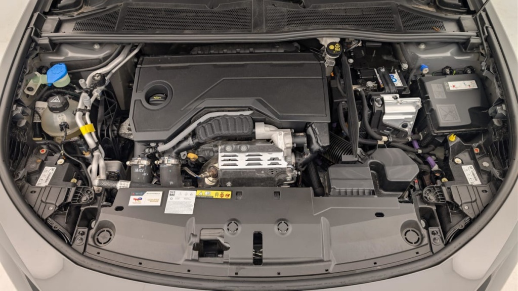 PEUGEOT 408 Hybrid 145 e-DCS6 GT - ref: 1-365318 - Photo 19