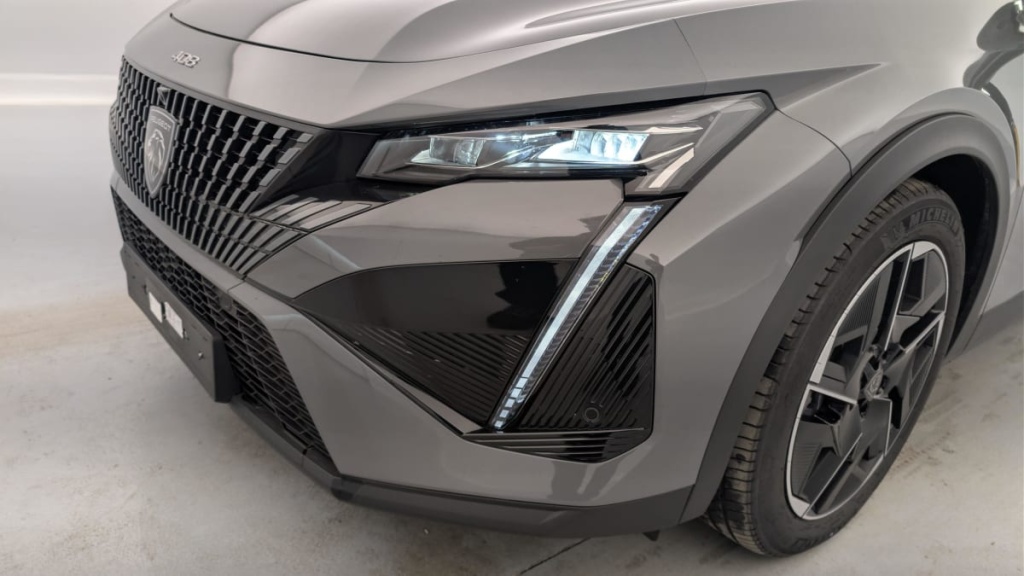 PEUGEOT 408 Hybrid 145 e-DCS6 GT - ref: 1-365318 - Photo 20