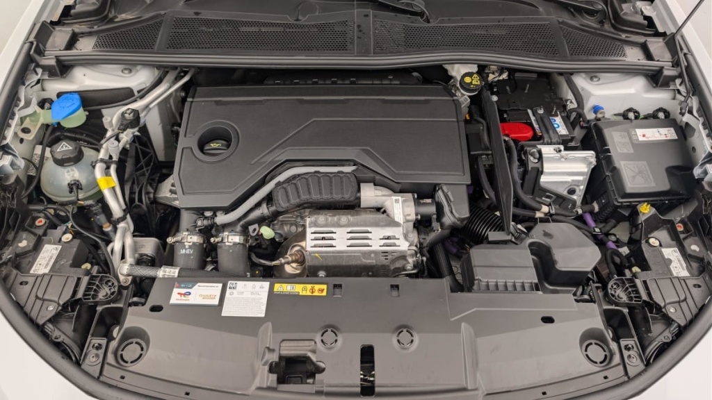 PEUGEOT 408 Hybrid 145 e-DCS6 GT - ref: 1-365320 - Photo 20