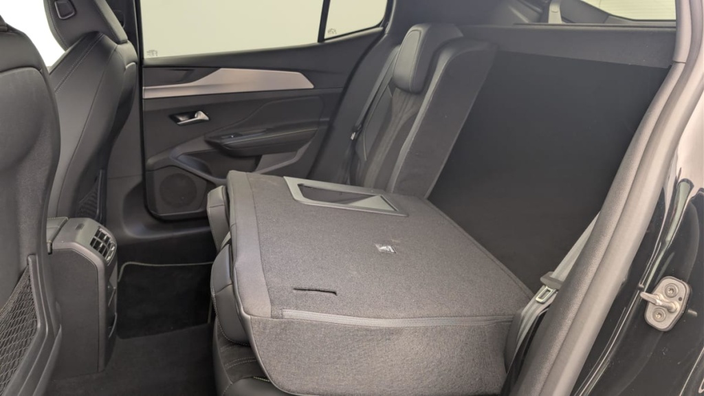 PEUGEOT 408 Hybrid 145 e-DCS6 GT - ref: 1-365322 - Photo 12