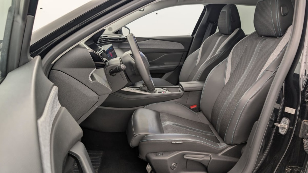 PEUGEOT 308 SW PureTech 130ch S S BVM6 Allure - ref: 1-365435 - Photo 16