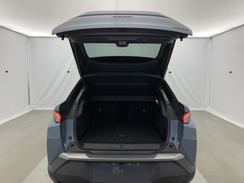 PEUGEOT 3008 Hybrid 145 e-DCS6 GT - ref: 1-365861 - Photo 11