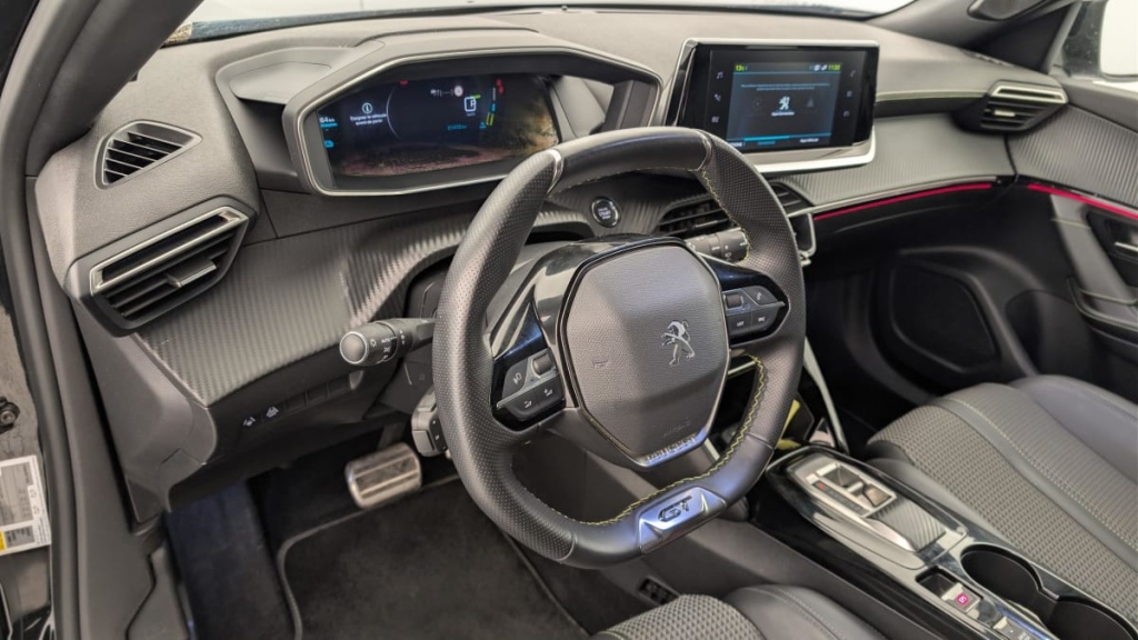 PEUGEOT 2008 136 ch GT - ref: 1-366060 - Photo 15
