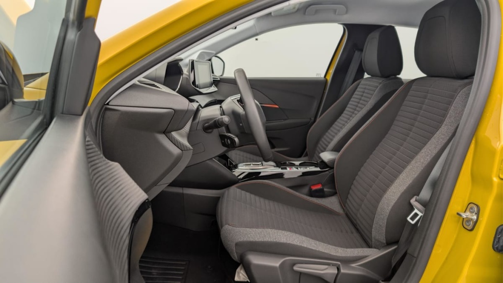 PEUGEOT 208 50 KWH 136CH ACTIVE - ref: 1-366068 - Photo 16