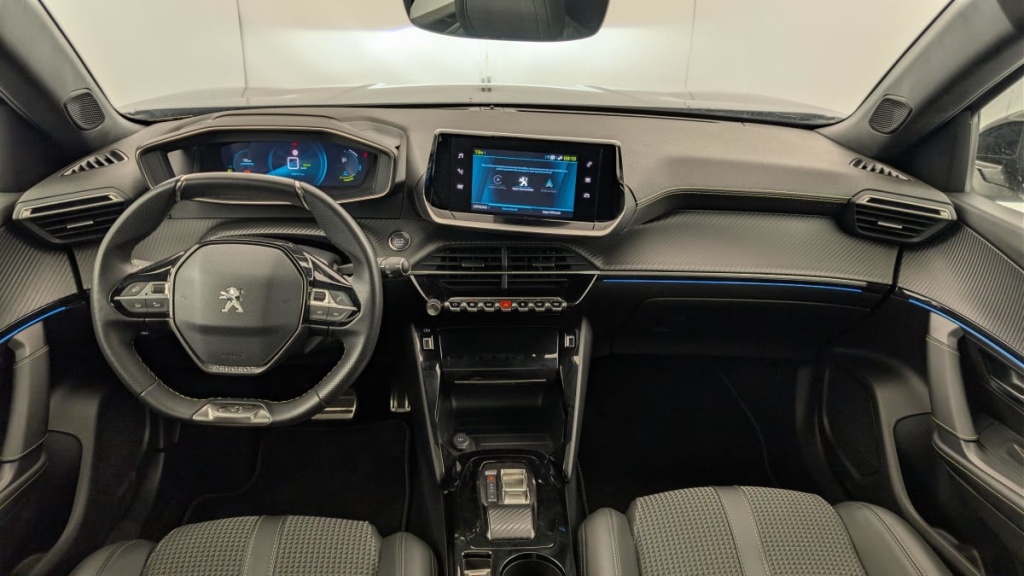 PEUGEOT 2008 136 ch GT - ref: 1-366072 - Photo 13