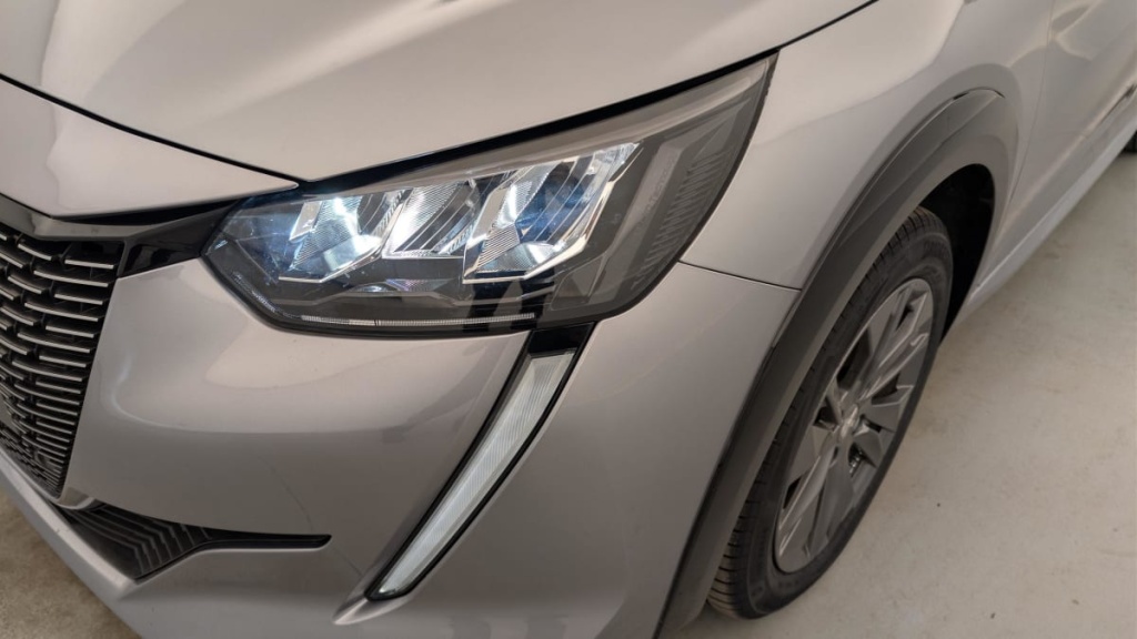 PEUGEOT 208 50 kWh 136ch Active Pack - ref: 1-366076 - Photo 20