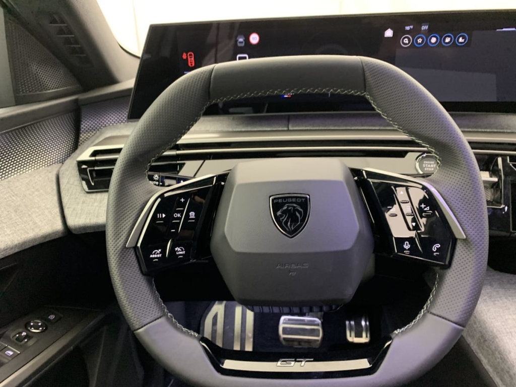 PEUGEOT 3008 Hybrid 145 e-DCS6 GT - ref: 1-366182 - Photo 16