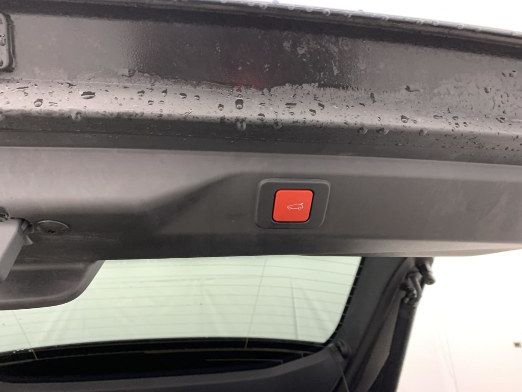 PEUGEOT 3008 Hybrid 145 e-DCS6 GT - ref: 1-366259 - Photo 13