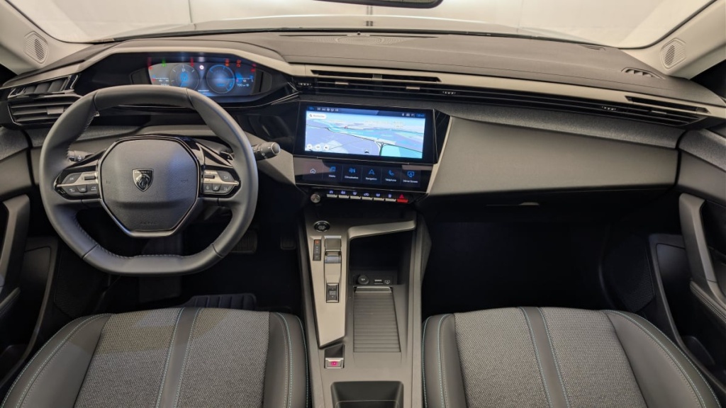 PEUGEOT 308 Hybrid 145 e-DCS6 Allure - ref: 1-366312 - Photo 13