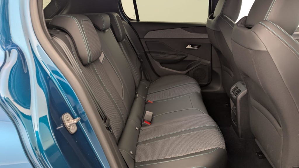 PEUGEOT 308 Hybrid 145 e-DCS6 Allure - ref: 1-366314 - Photo 10