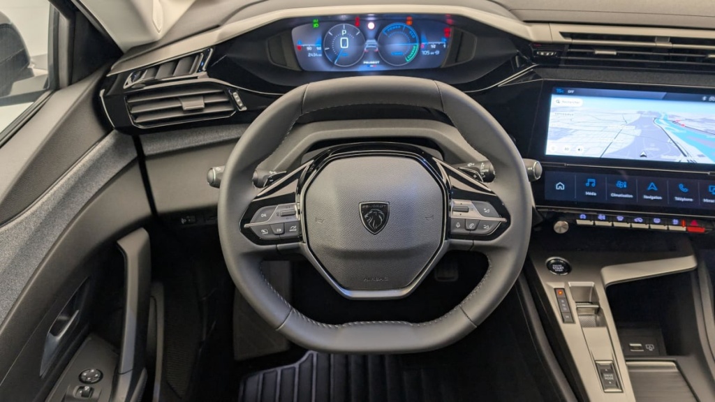 PEUGEOT 308 Hybrid 145 e-DCS6 Allure - ref: 1-366314 - Photo 14