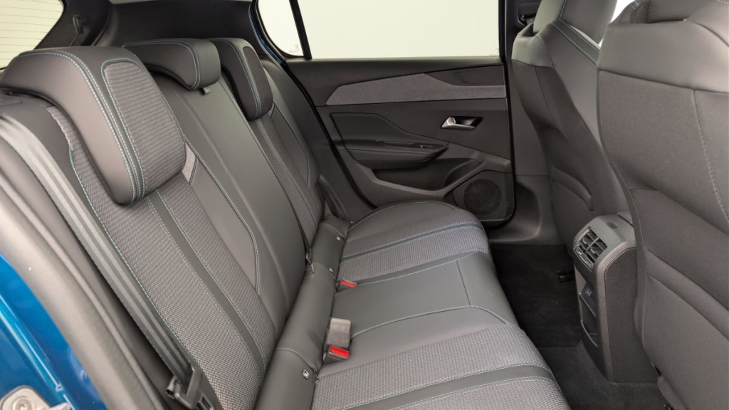 PEUGEOT 308 Hybrid 145 e-DCS6 Allure - ref: 1-366315 - Photo 10