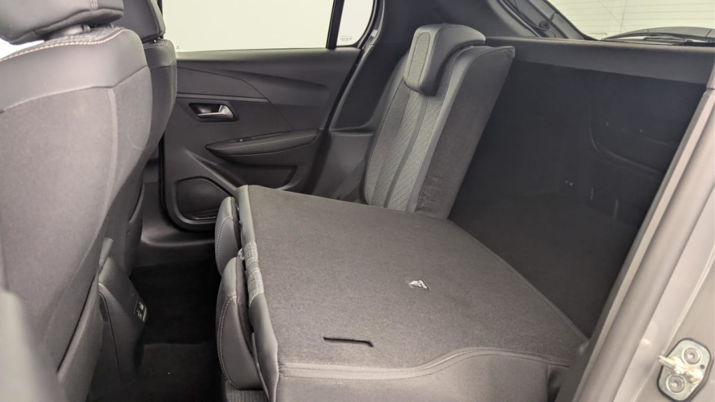 PEUGEOT 208 Hybrid 100 e-DCS6 Allure - ref: 1-366551 - Photo 12