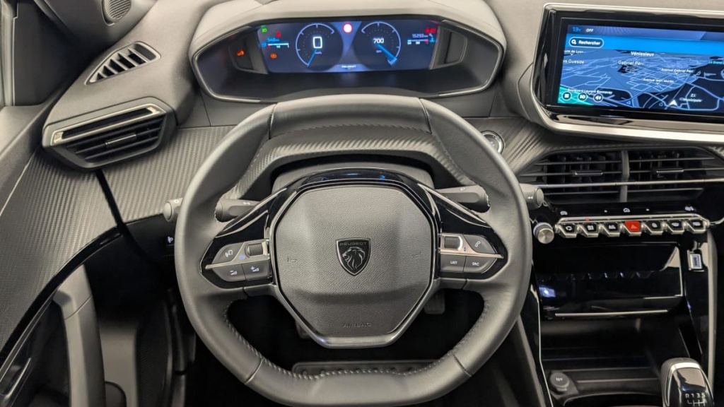 PEUGEOT 2008 100 S S BVM6 Allure - ref: 1-366612 - Photo 14