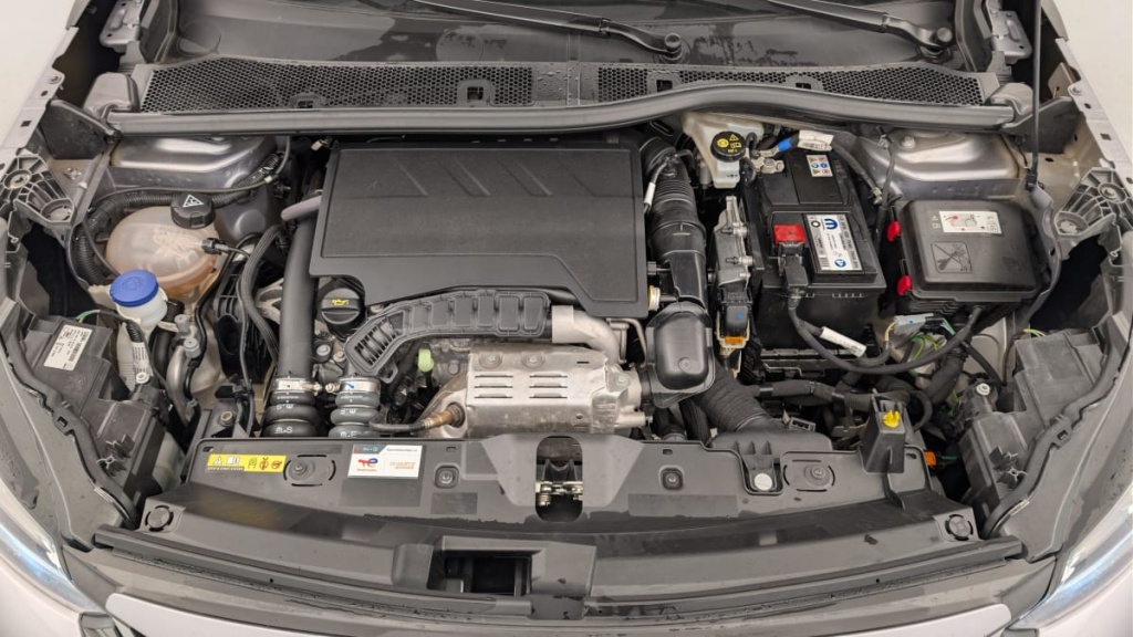 PEUGEOT 2008 100 S S BVM6 Allure - ref: 1-366612 - Photo 19