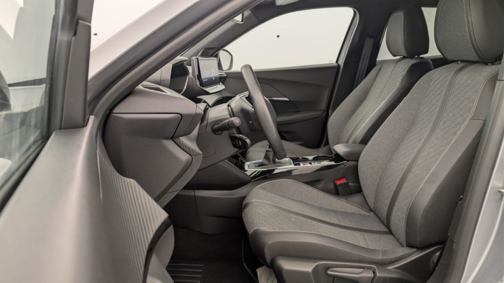 PEUGEOT 2008 100 S S BVM6 Allure - ref: 1-366615 - Photo 16