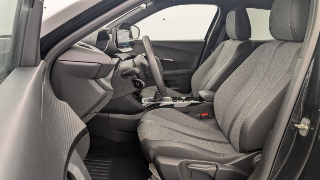 PEUGEOT 2008 100 S S BVM6 Allure - ref: 1-366622 - Photo 16